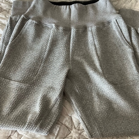 Gray Textured Joggers - Picture 4 of 6